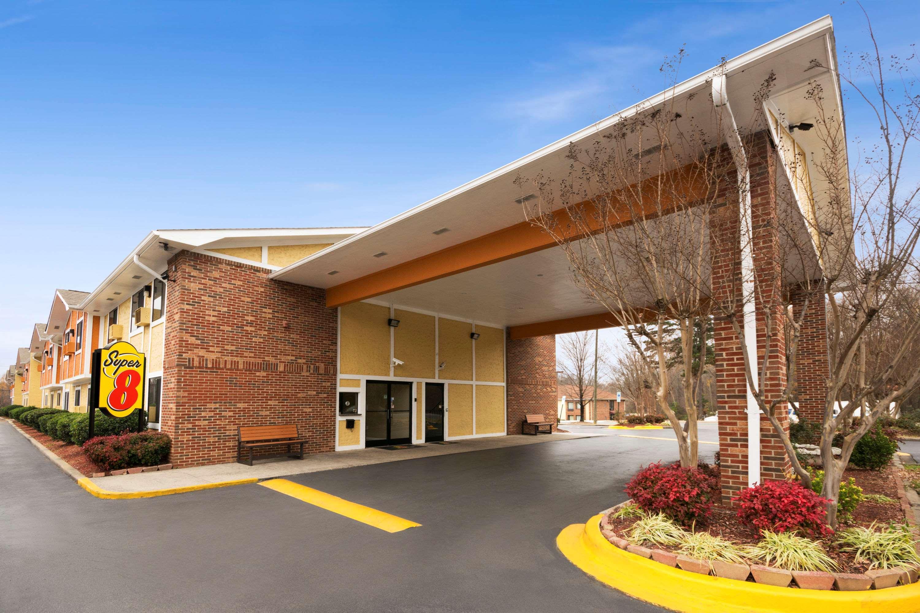 Super 8 By Wyndham Charlotte University Exterior foto