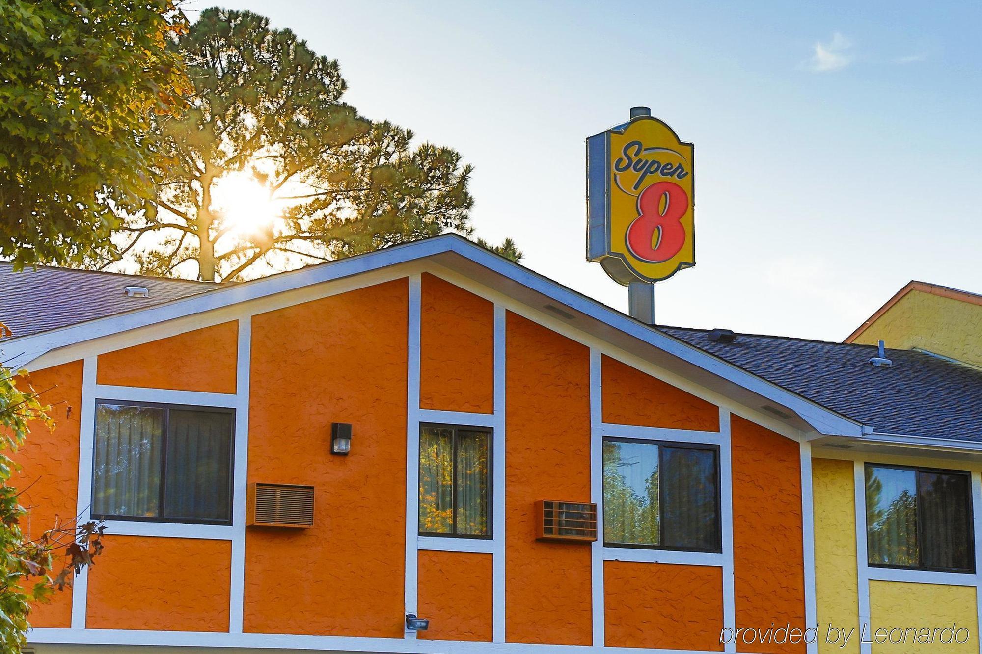 Super 8 By Wyndham Charlotte University Exterior foto