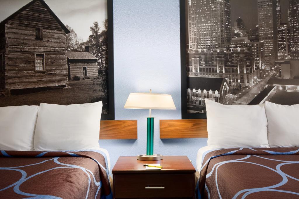 Super 8 By Wyndham Charlotte University Zimmer foto